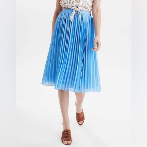 American Eagle Outfitters High-Waisted Pleated Midi Skirt - Size S - Picture 10 of 10